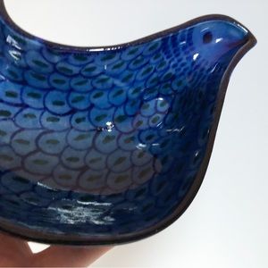 Vintage pottery bird bowl MCM Italy? dark blue